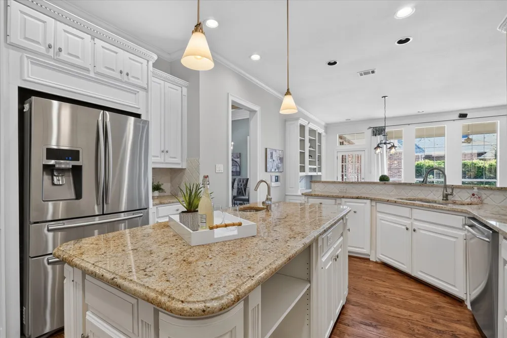 4816 Sandestin Drive Dallas, TX 75287