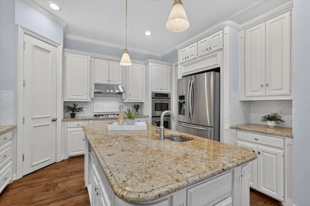 4816 Sandestin Drive Dallas, TX 75287