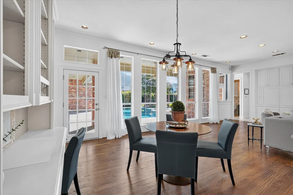 4816 Sandestin Drive Dallas, TX 75287