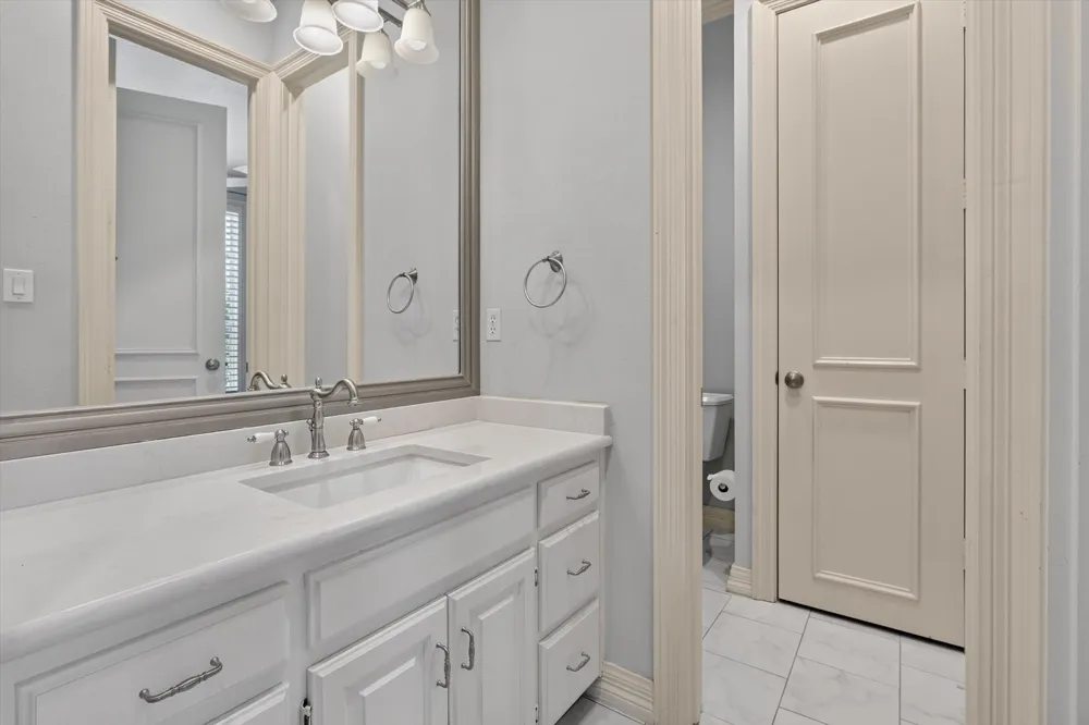 4816 Sandestin Drive Dallas, TX 75287