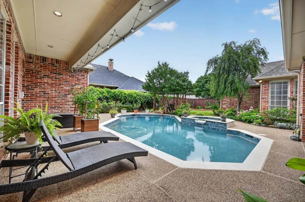 4816 Sandestin Drive Dallas, TX 75287