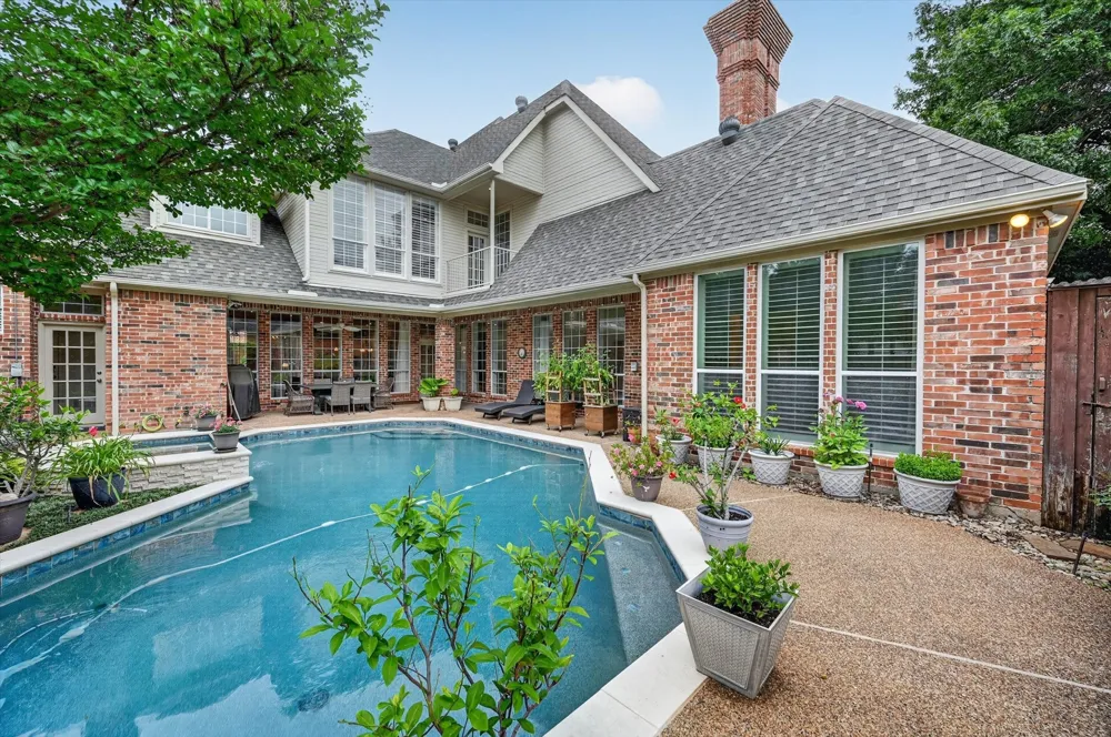 4816 Sandestin Drive Dallas, TX 75287