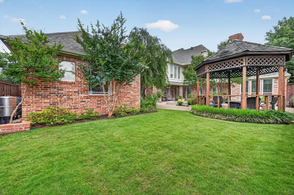 4816 Sandestin Drive Dallas, TX 75287