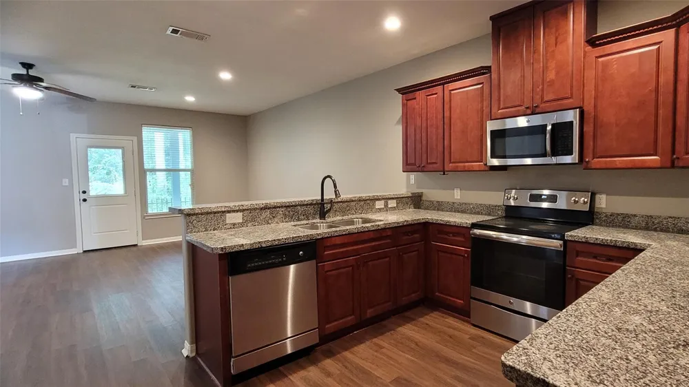 134 Artesian Way Roman Forest, TX 77357