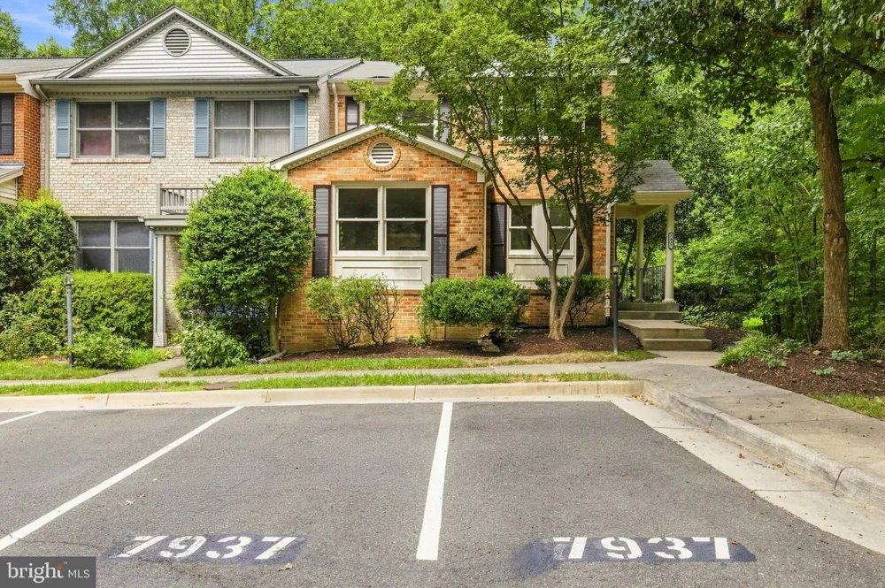 7937 VALLEYFIELD DRIVE Springfield, VA 22153