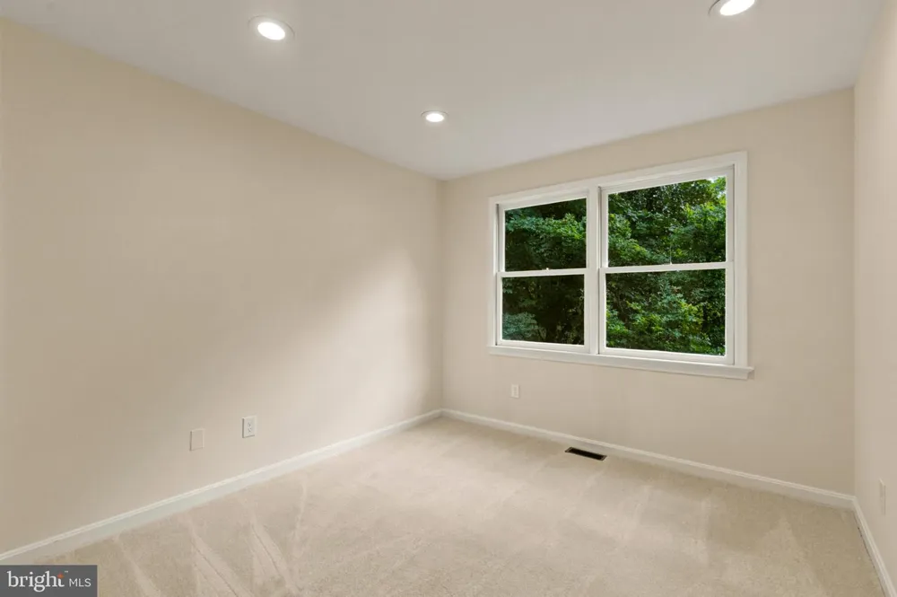 7937 VALLEYFIELD DRIVE Springfield, VA 22153