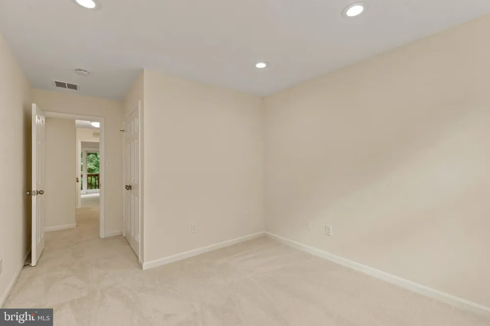 7937 VALLEYFIELD DRIVE Springfield, VA 22153