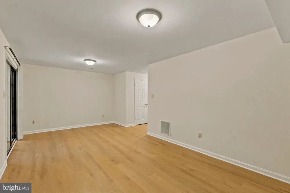 7937 VALLEYFIELD DRIVE Springfield, VA 22153