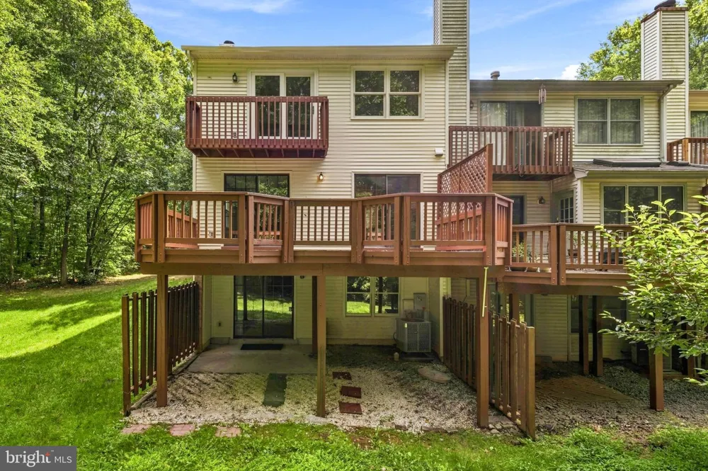 7937 VALLEYFIELD DRIVE Springfield, VA 22153
