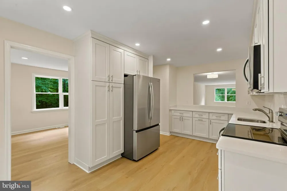 7937 VALLEYFIELD DRIVE Springfield, VA 22153