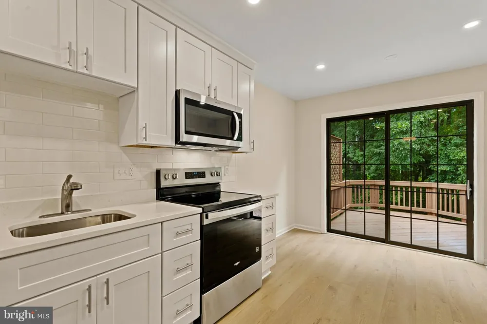 7937 VALLEYFIELD DRIVE Springfield, VA 22153