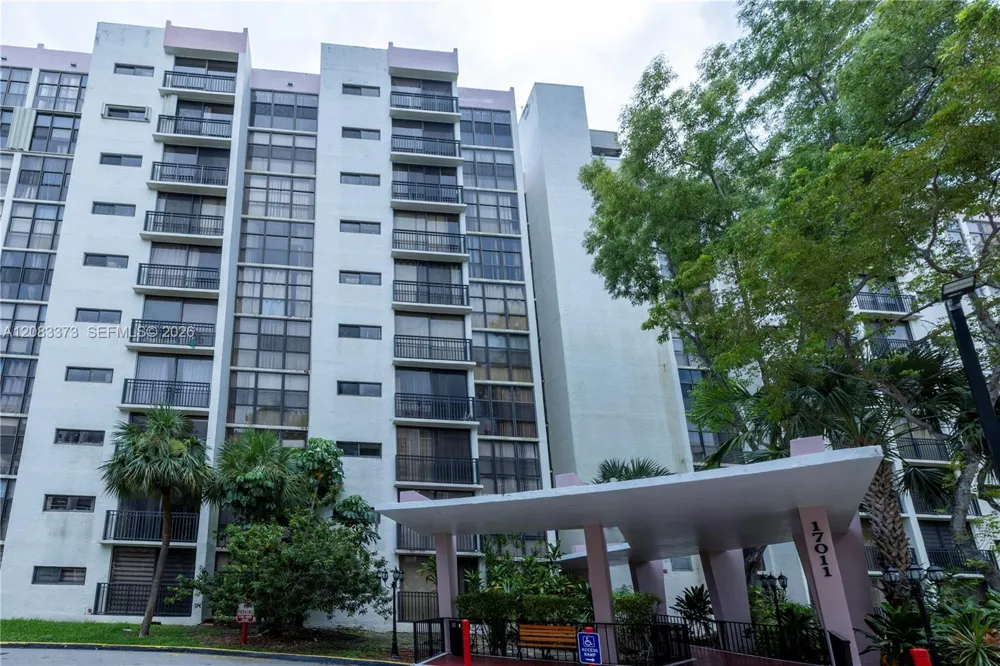 17011 Bay Rd #716 Sunny Isles Beach, FL 33160