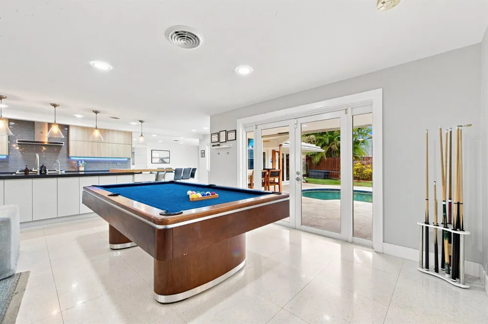 4710 NE 27TH AVENUE Fort Lauderdale, FL 33308