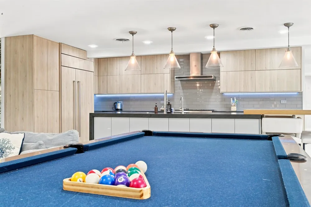 4710 NE 27TH AVENUE Fort Lauderdale, FL 33308