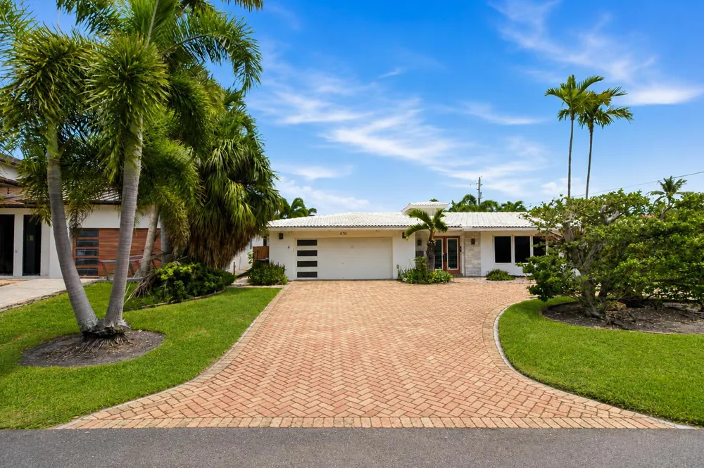 4710 NE 27TH AVENUE Fort Lauderdale, FL 33308