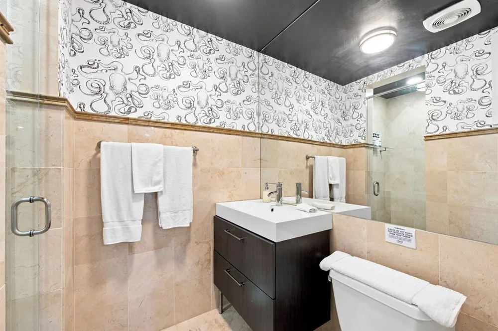 4710 NE 27TH AVENUE Fort Lauderdale, FL 33308