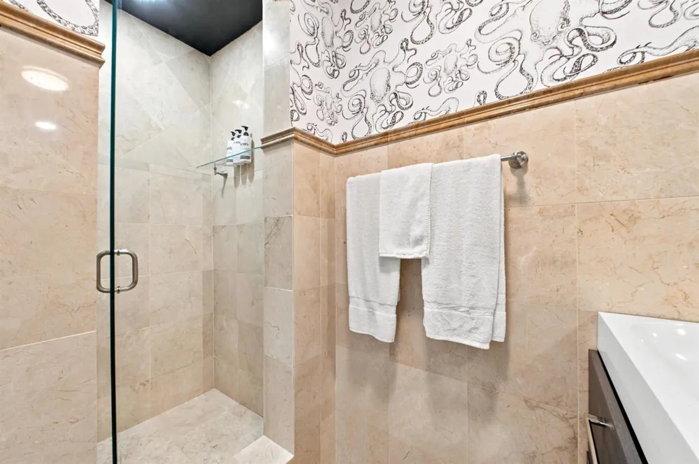 4710 NE 27TH AVENUE Fort Lauderdale, FL 33308