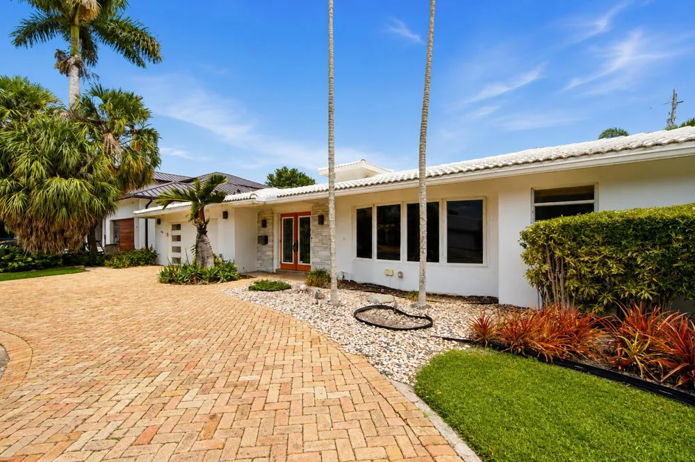 4710 NE 27TH AVENUE Fort Lauderdale, FL 33308