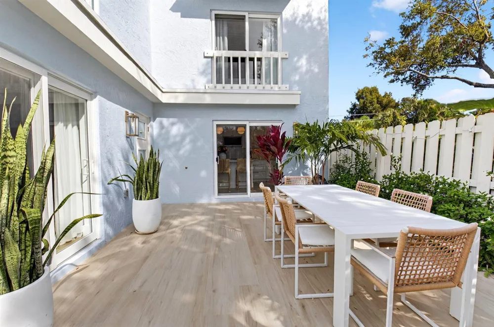 1010 NE 8th Avenue #39G Delray Beach, FL 33483
