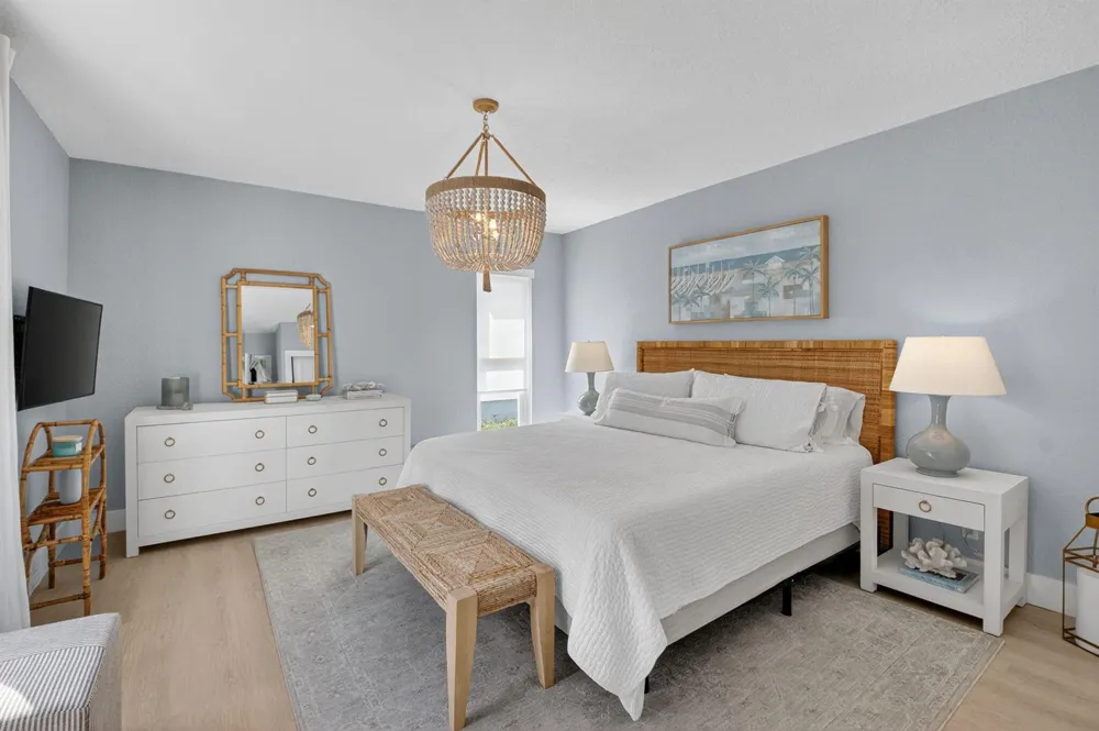 1010 NE 8th Avenue #39G Delray Beach, FL 33483