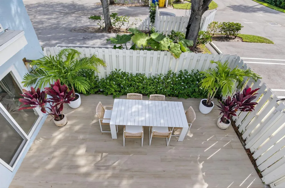 1010 NE 8th Avenue #39G Delray Beach, FL 33483