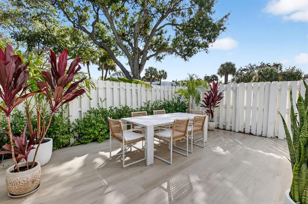1010 NE 8th Avenue #39G Delray Beach, FL 33483