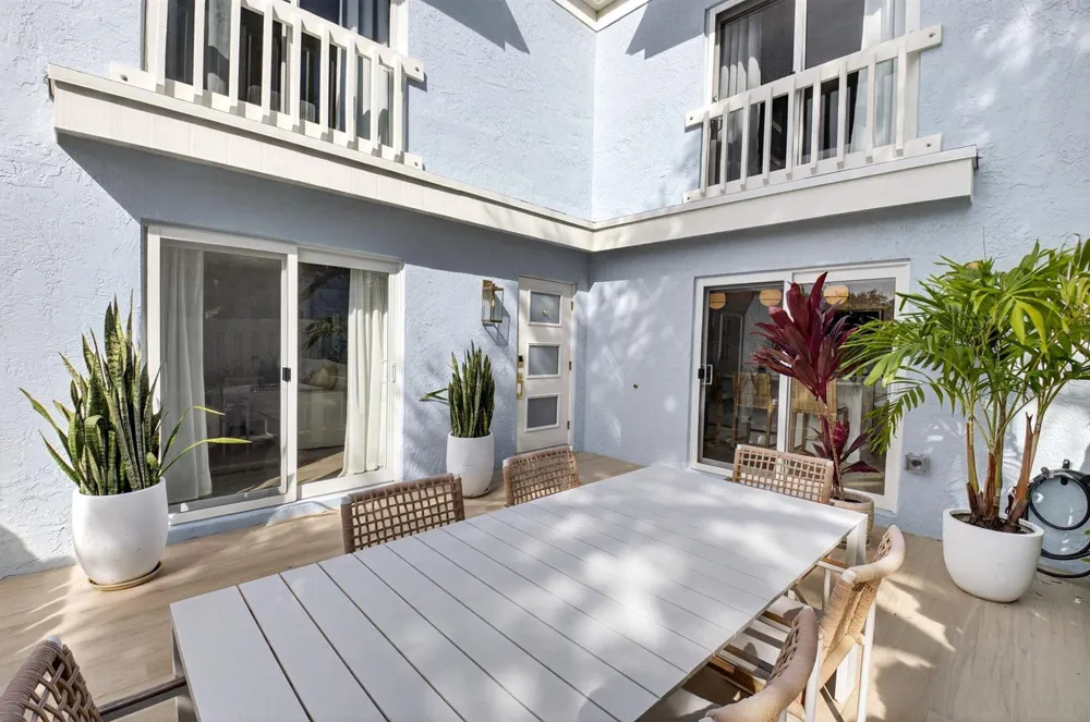 1010 NE 8th Avenue #39G Delray Beach, FL 33483