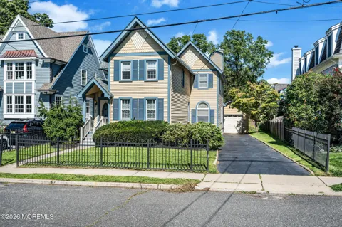 29 1st Street