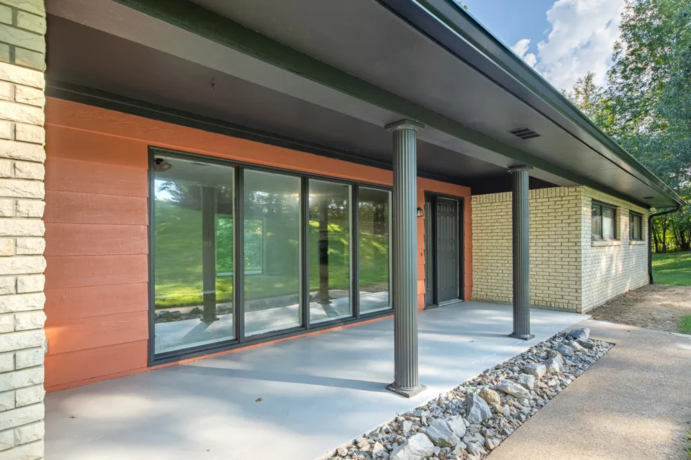 301 Sanford Ln Lawrenceburg, TN 38464