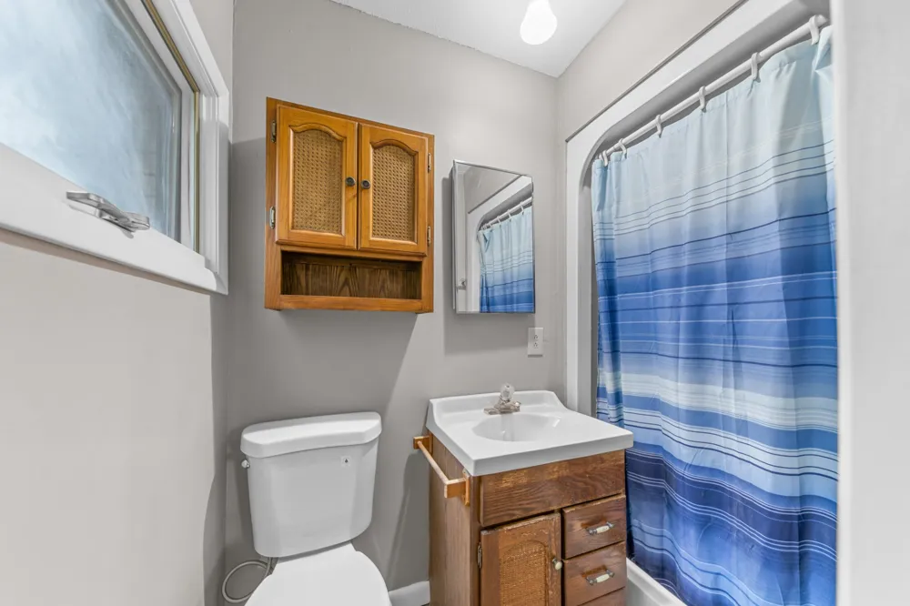 301 Sanford Ln Lawrenceburg, TN 38464