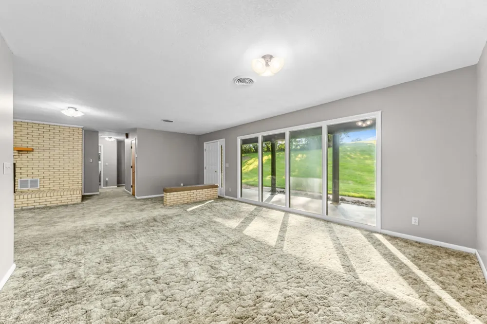 301 Sanford Ln Lawrenceburg, TN 38464