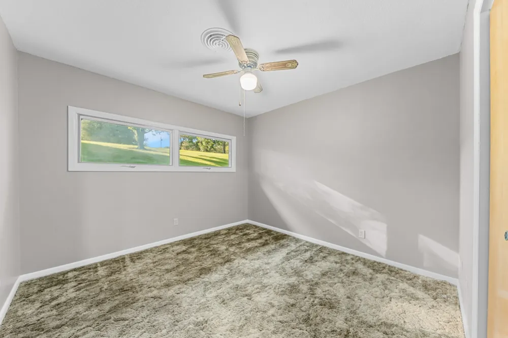 301 Sanford Ln Lawrenceburg, TN 38464