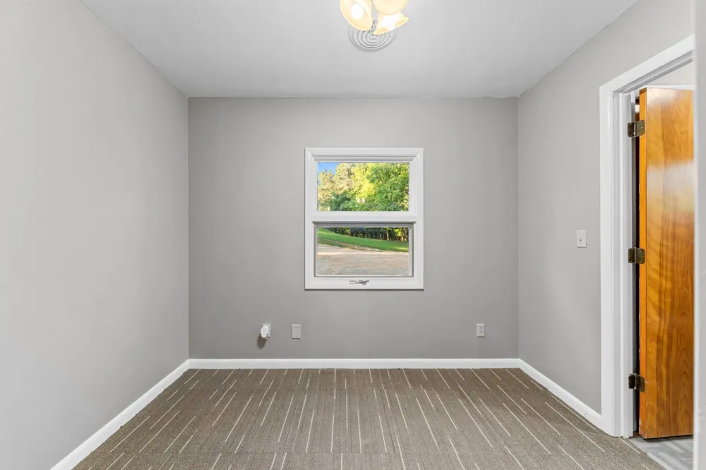 301 Sanford Ln Lawrenceburg, TN 38464