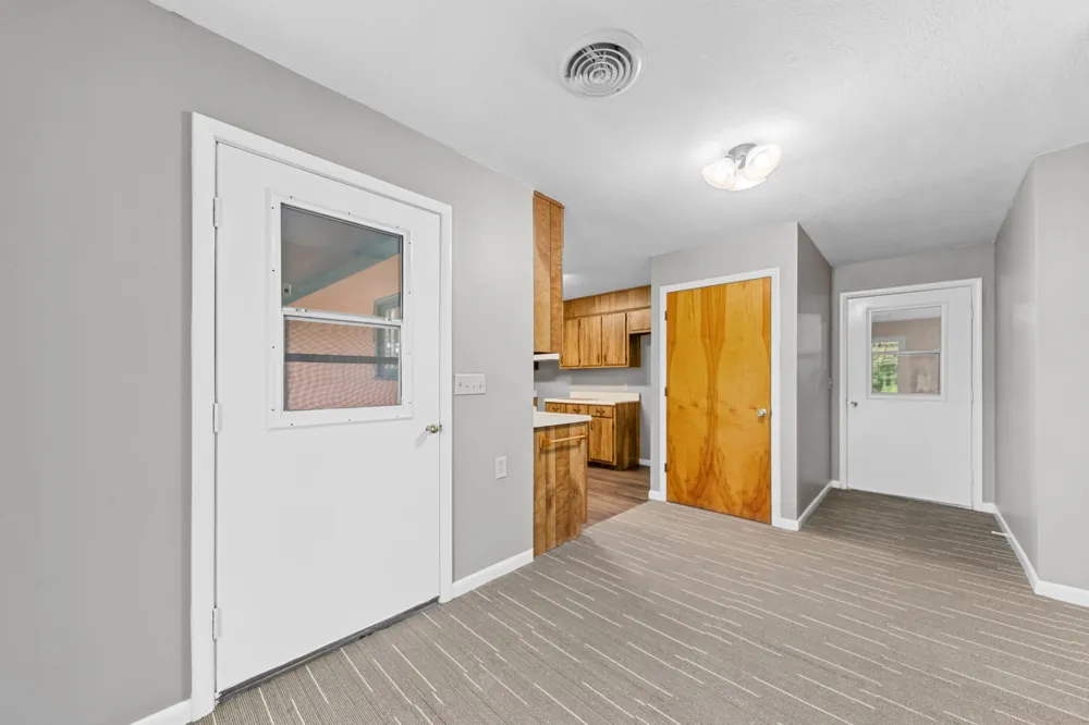 301 Sanford Ln Lawrenceburg, TN 38464