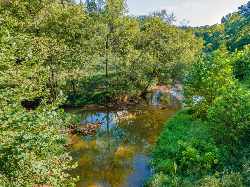 301 Sanford Ln Lawrenceburg, TN 38464