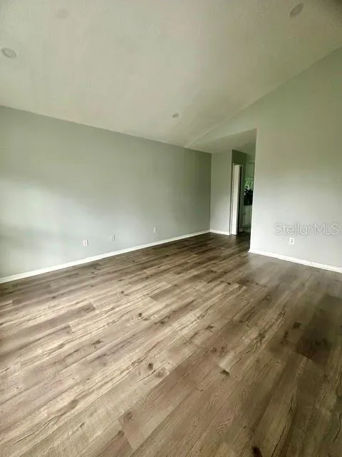 2828 RUNYON CIRCLE Orlando, FL 32837