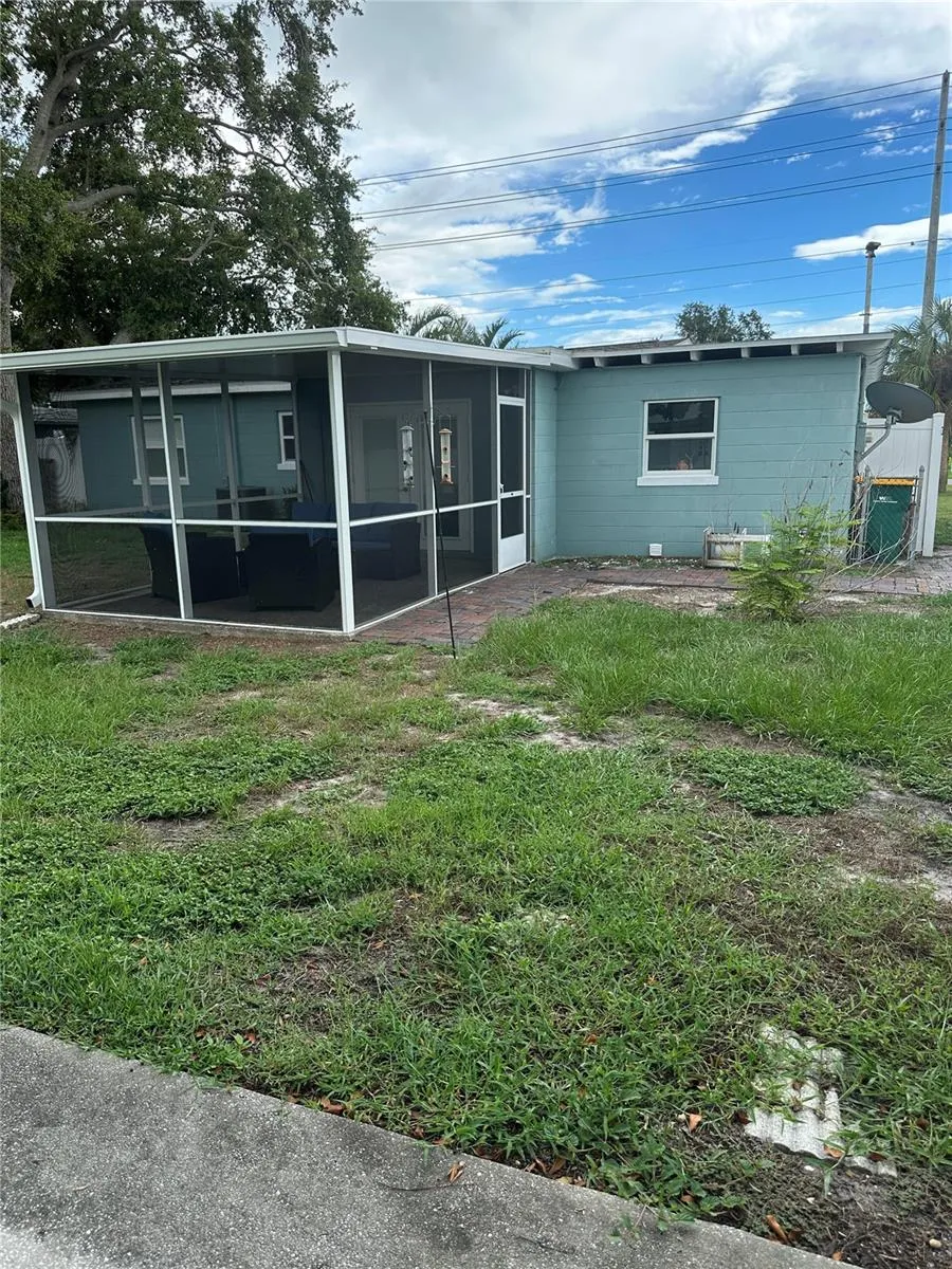 10735 63RD AVENUE Seminole, FL 33772
