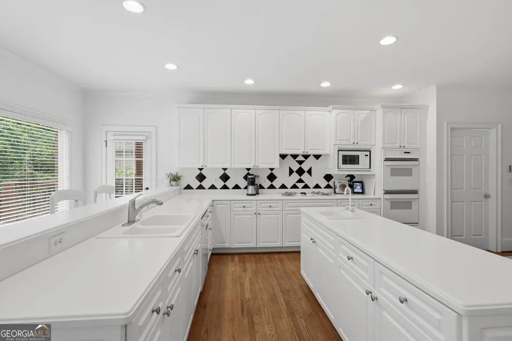 12125 Helleri HOLW Johns Creek, GA 30005