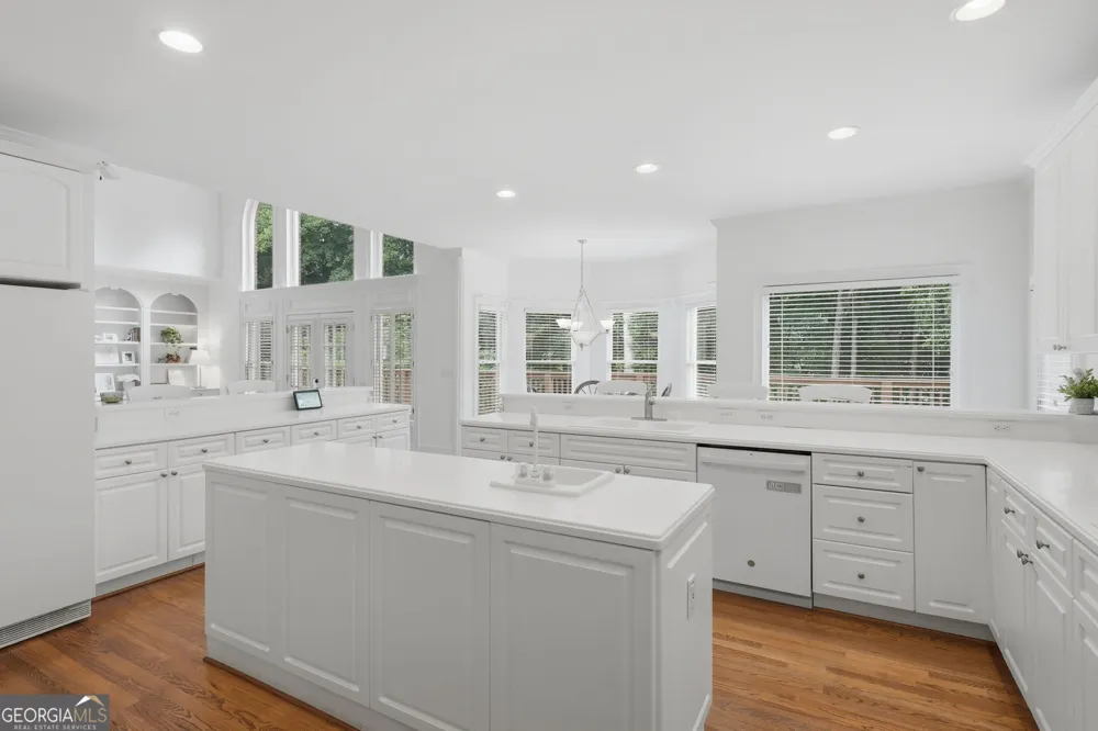 12125 Helleri HOLW Johns Creek, GA 30005