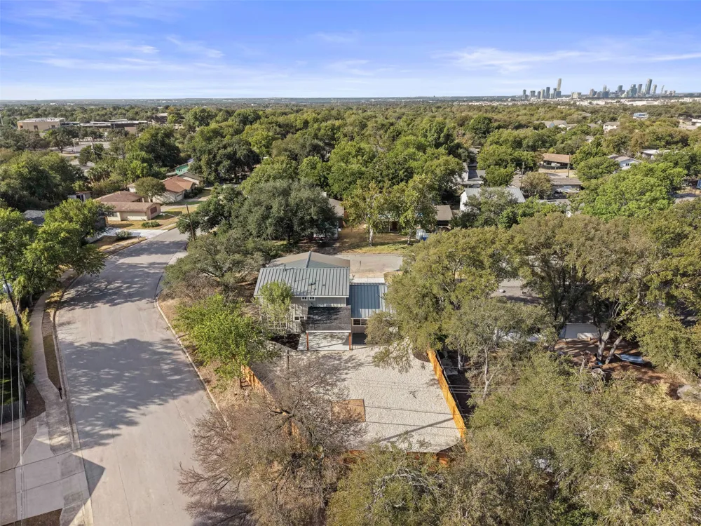3008 Cedarlawn Circle Austin, TX 78723