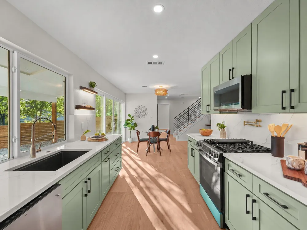 3008 Cedarlawn Circle Austin, TX 78723