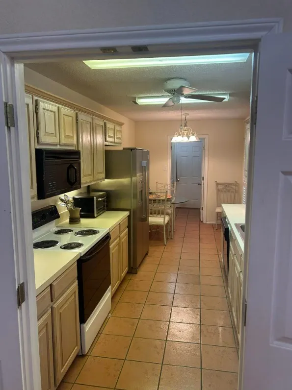 19083 White Bluff Drive #106 Whitney, TX 76692