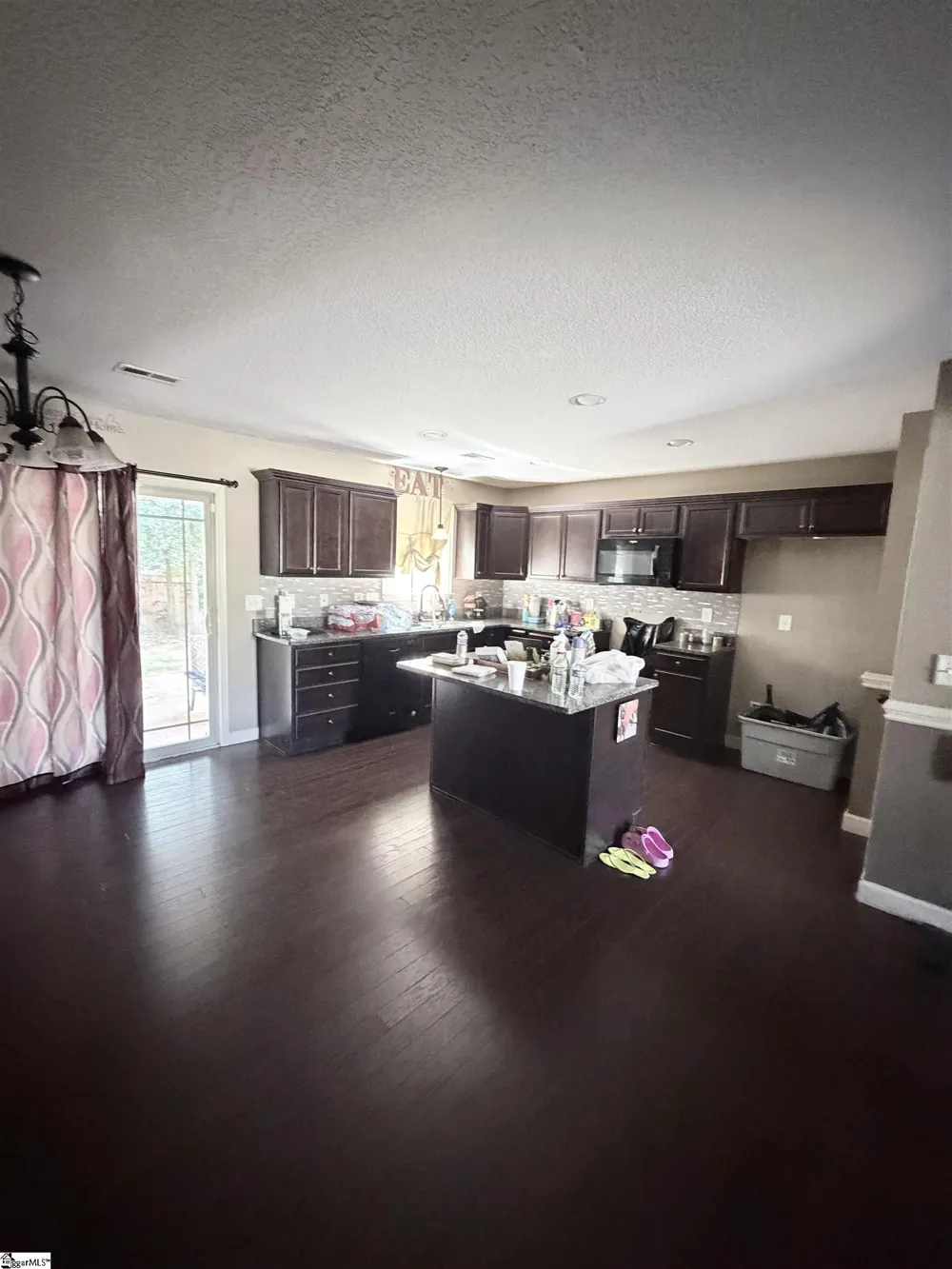 8 Robin Drive Anderson, SC 29626