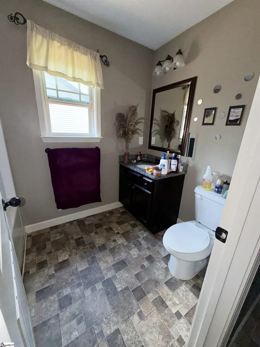 8 Robin Drive Anderson, SC 29626