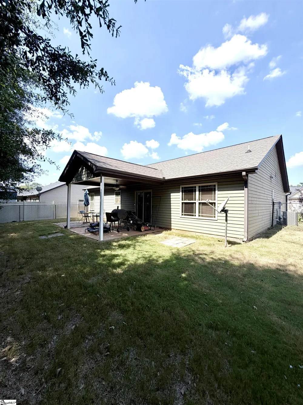 8 Robin Drive Anderson, SC 29626
