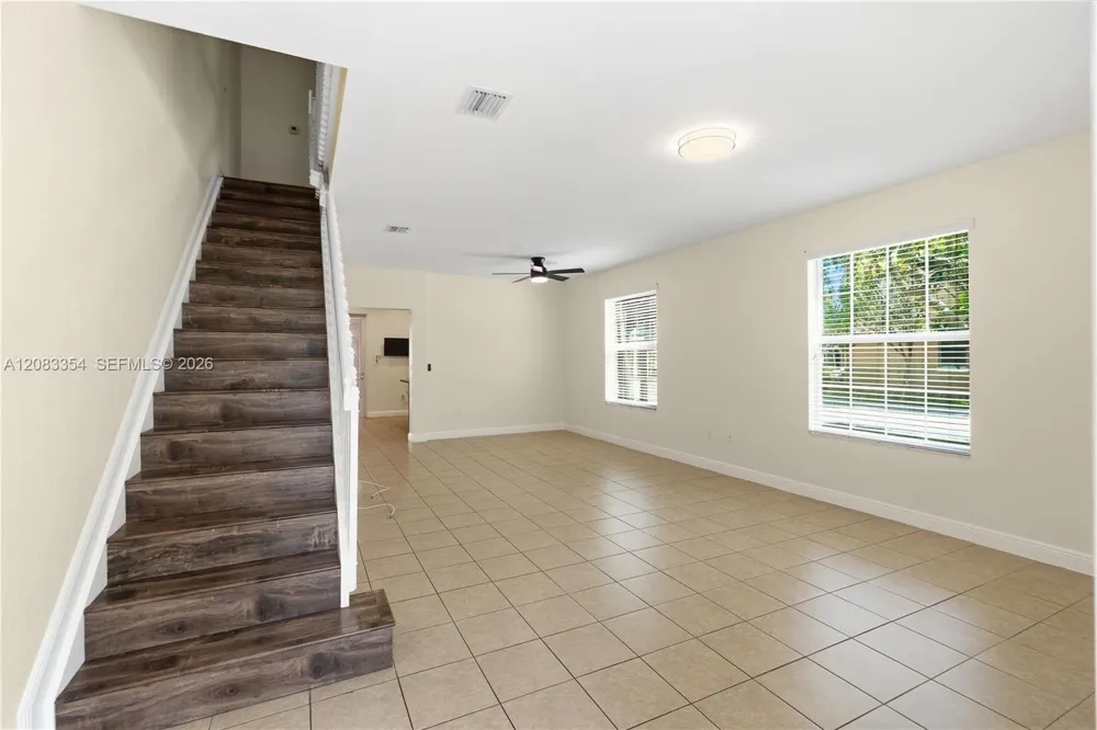1129 SW 147th Ter Pembroke Pines, FL 33027