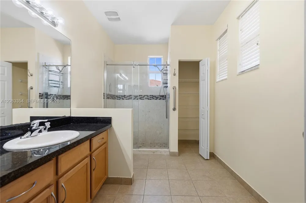 1129 SW 147th Ter Pembroke Pines, FL 33027