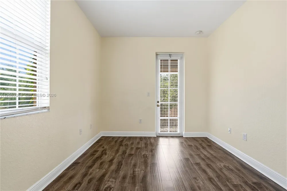 1129 SW 147th Ter Pembroke Pines, FL 33027