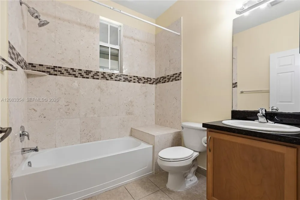 1129 SW 147th Ter Pembroke Pines, FL 33027