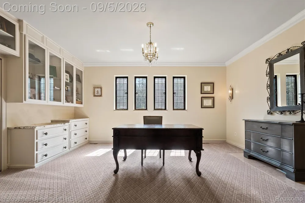 1540 Mill Race Rochester Hills City, MI 48306